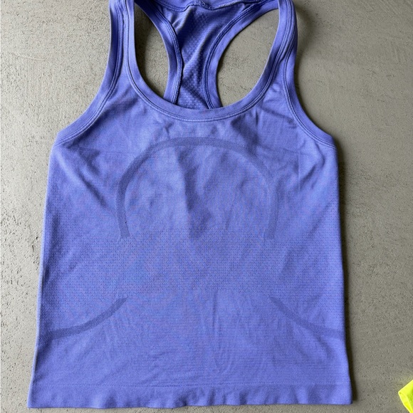 Lululemon swiftly tech racerback set - Picture 7 of 7